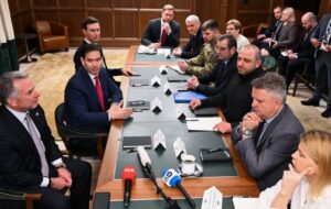 Na Flórida, Trump demonstra otimismo sobre acordo na Ucrânia enquanto Rubio diz que “ainda há trabalho a fazer”