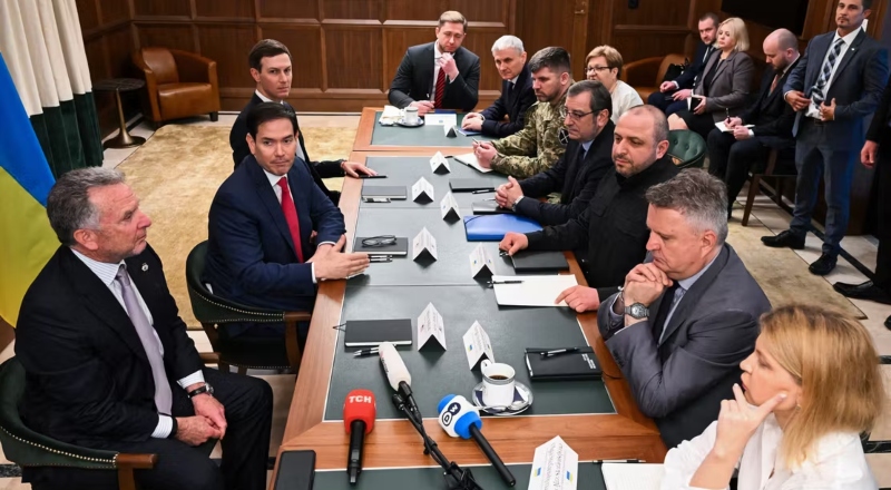 Na Flórida, Trump demonstra otimismo sobre acordo na Ucrânia enquanto Rubio diz que “ainda há trabalho a fazer”