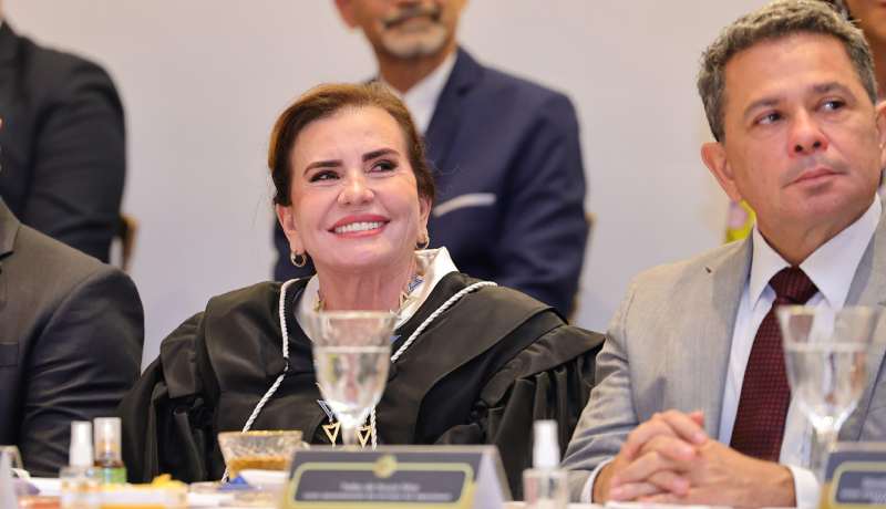 Presidente do TCE-AM anuncia projetos que marcarão o biênio 2026–2027 durante cerimônia de posse