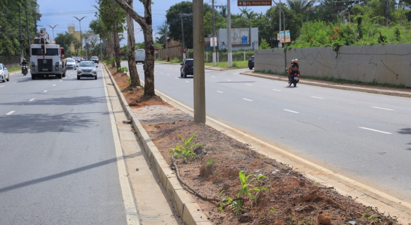 Prefeitura de Manaus amplia avenida do Turismo e entrega terceira faixa que transforma mobilidade rumo ao aeroporto e à Ponta Negra