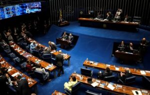 Comissão do Senado aprova projeto que aumenta tributação de bets e fintechs