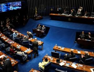 Comissão do Senado aprova projeto que aumenta tributação de bets e fintechs