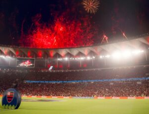 Flamengo quebra recorde e faz história em casa: maior público desde 2013 marca conquista do Brasileirão