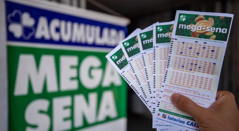 Mega-Sena acumula e prêmio principal vai para R$ 12 milhões; confira
