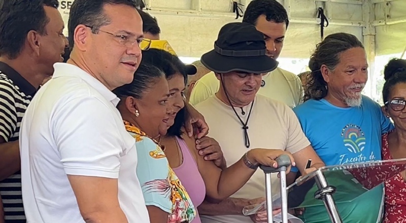 Prefeito David Almeida lança obra de 7 km no Água Branca 2 e promete mais dignidade à zona rural de Manaus