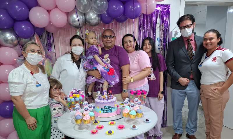 Menina vence câncer raro e conclui tratamento na Hapvida