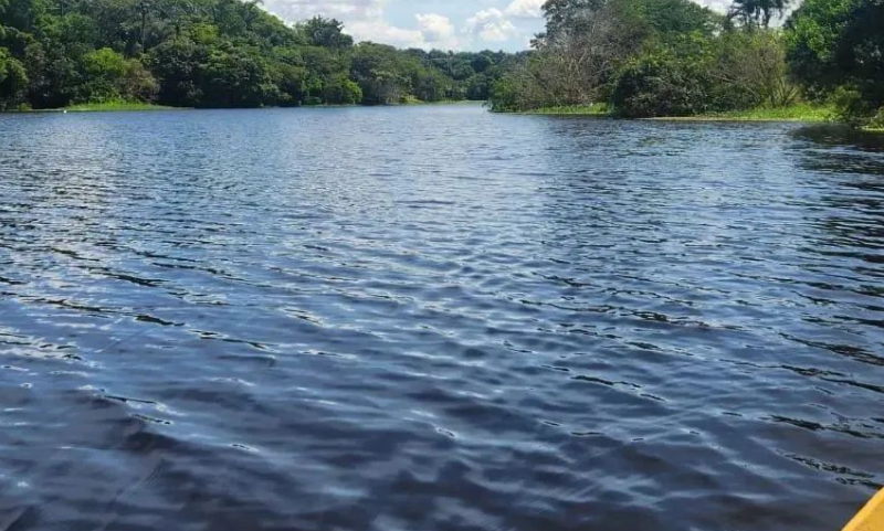 Corpo de homem é encontrado boiando no lago do Puraquequara; veja