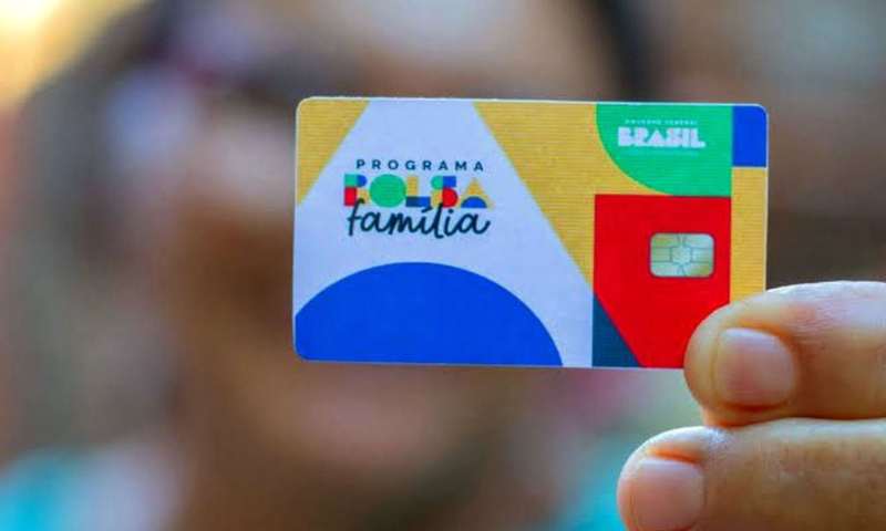 Caixa começa a pagar Bolsa Família de dezembro nesta quarta-feira (10); veja calendário