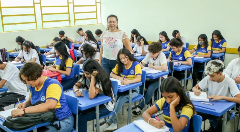 Prefeitura de Manaus dá início ao período de rematrícula na rede municipal de ensino