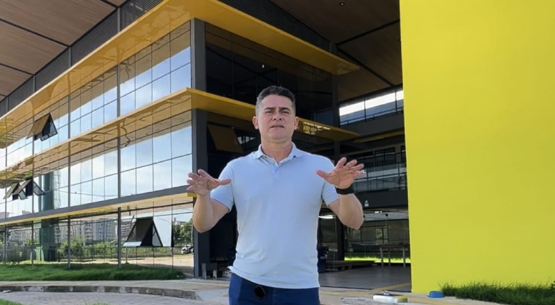 Prefeito David Almeida inicia 2026 com vistoria à obra da nova sede do Implurb e anuncia entrega para a última semana de janeiro