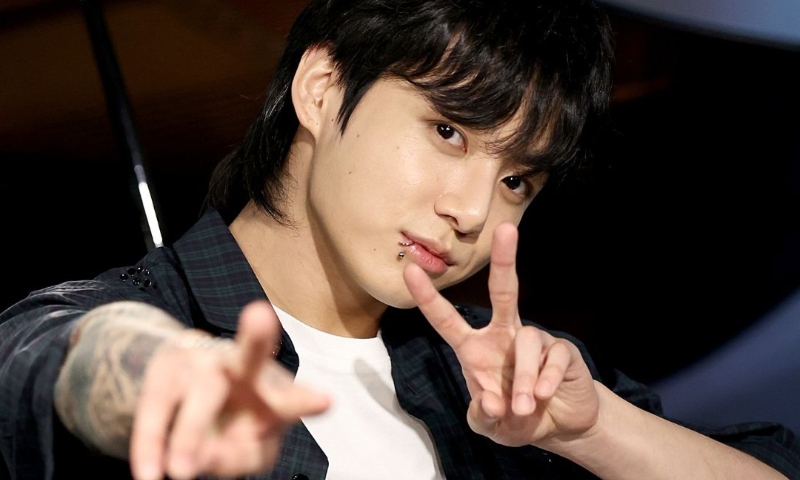 Brasileira é presa em Seul suspeita de perseguir cantor do BTS