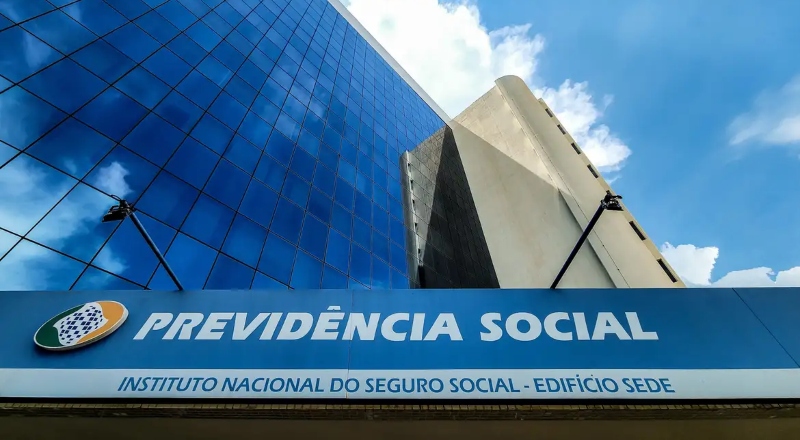 Sancionada lei que proíbe descontos em benefícios do INSS