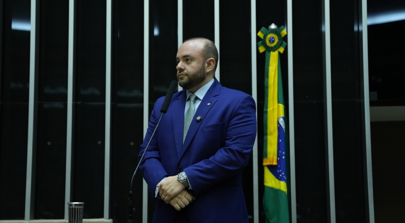 Projetos do deputado Fausto Jr. aumentam punição em casos de maus-tratos a animais