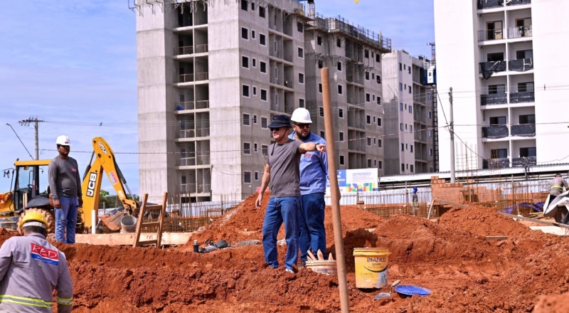David Almeida fiscaliza obras estratégicas e acelera transformação urbana em Manaus