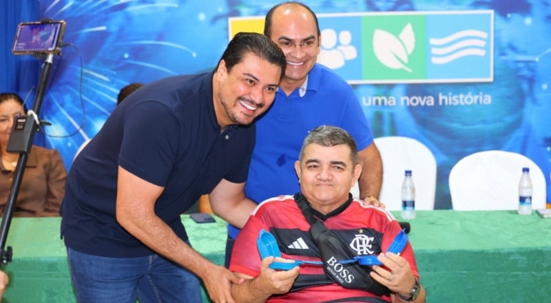 Prefeito Thomé Neto entrega mais de 200 próteses dentárias e reforça ações de saúde em Autazes