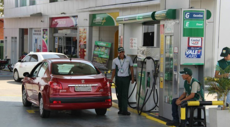 Alta da gasolina em Manaus leva Procon-AM a exigir notas fiscais de postos