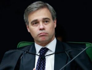 O "Fator Mendonça": decisões no Caso Master geram cautela na cúpula do Supremo