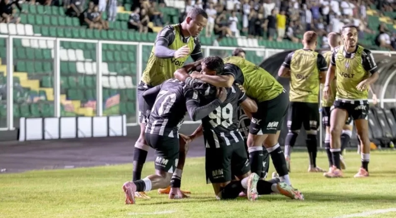 Amazonas FC enfrenta Figueirense por vaga na terceira fase da Copa do Brasil nesta quinta-feira (12)