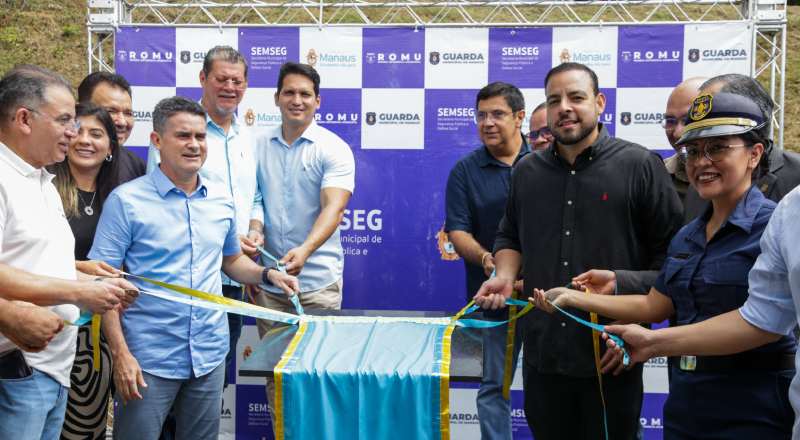 David Almeida lança pedra fundamental da primeira Academia de Formação da Guarda Municipal da Amazônia