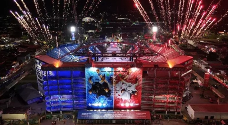 100 dias para o Festival de Parintins: Caprichoso e Garantido se preparam para o maior espetáculo folclórico do país