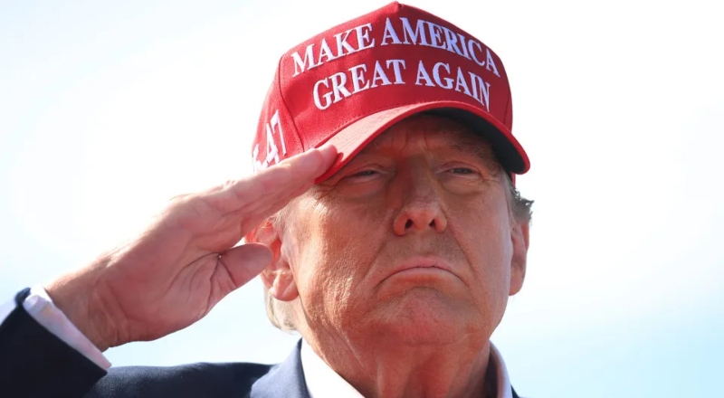 Trump confirma que enviará agentes do ICE para aeroportos dos EUA