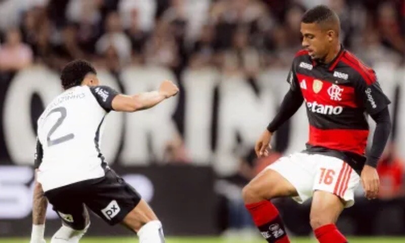 Corinthians e Flamengo empatam em jogo movimentado pelo Brasileirão