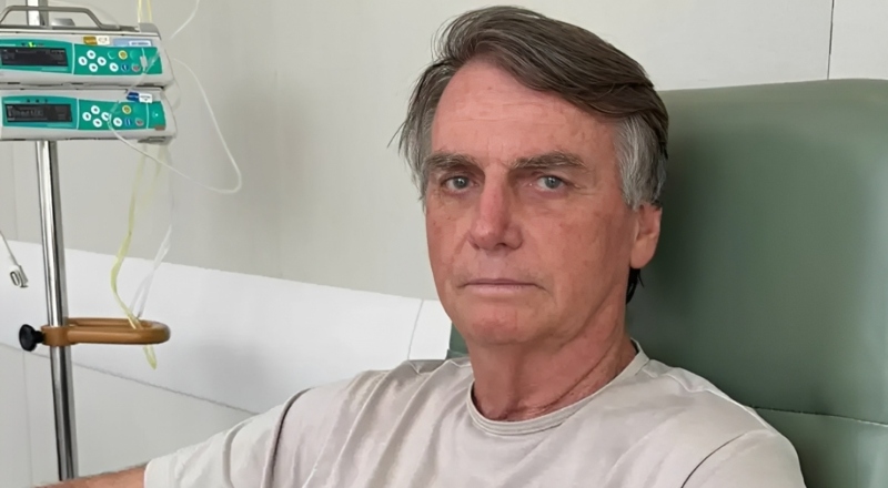 Bolsonaro deixa UTI e é transferido para quarto após melhora no quadro de saúde