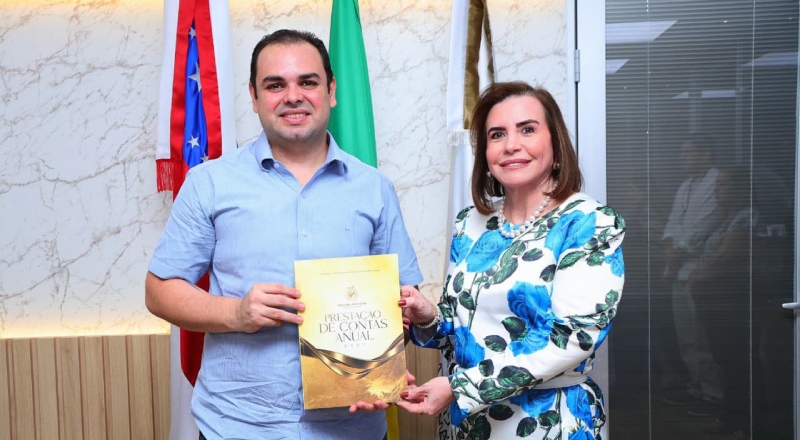 Presidente do TCE-AM entrega Prestação de Contas Anual de 2025 à ALEAM