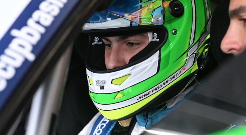 Piloto amazonense Moura Neto disputa etapa decisiva na Porsche Cup