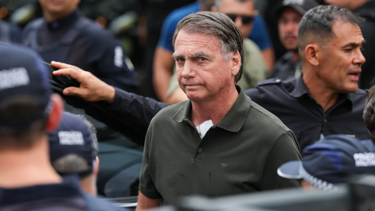 Bolsonaro deve ter alta hoje após duas semanas internado em Brasília