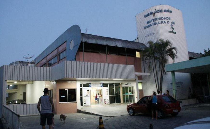 Jovem dá à luz na recepção de maternidade em Manaus e diretoria é exonerada; veja vídeo