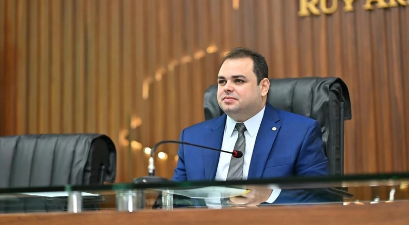Reunião na ALEAM neste domingo oficializa Roberto Cidade como governador interino do AM