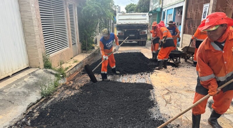 Prefeitura de Manaus leva asfalto novo ao bairro Raiz e transforma rotina de moradores