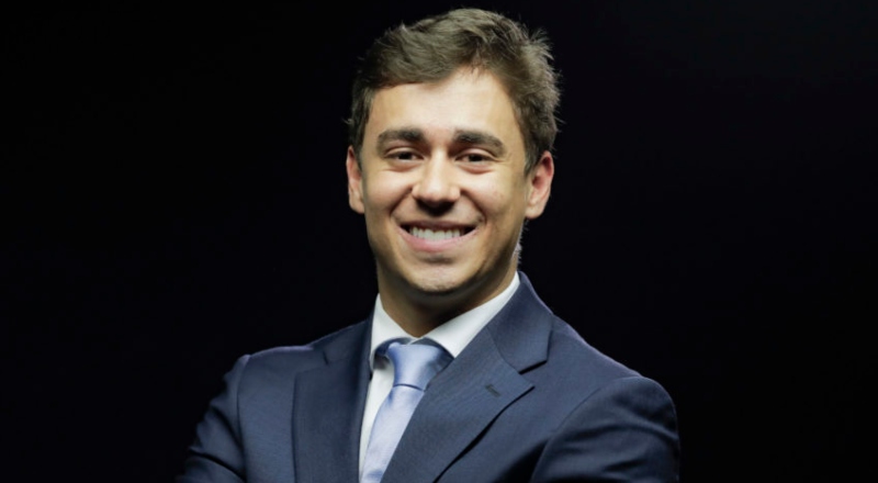 Nikolas Ferreira comemora decisão que barra PL da “Misoginia” e aponta risco de censura