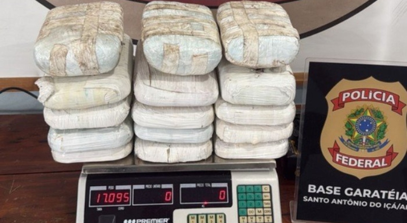 Polícia Federal apreende grande carga de drogas dentro de embarcação com destino a Manaus