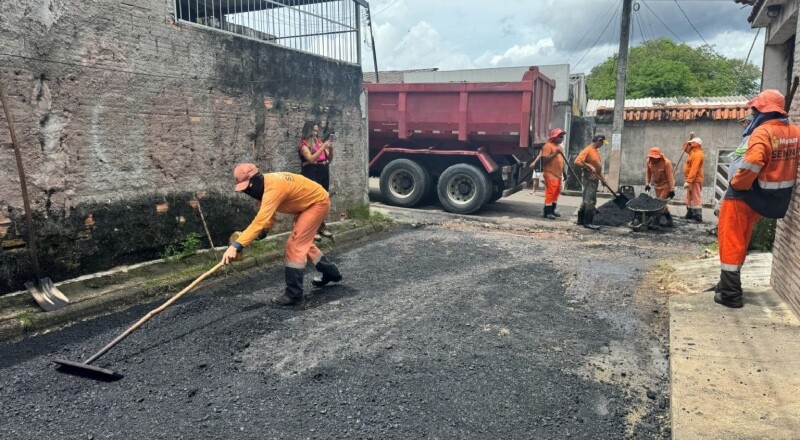 Prefeitura de Manaus avança com recuperação asfáltica no bairro Coroado