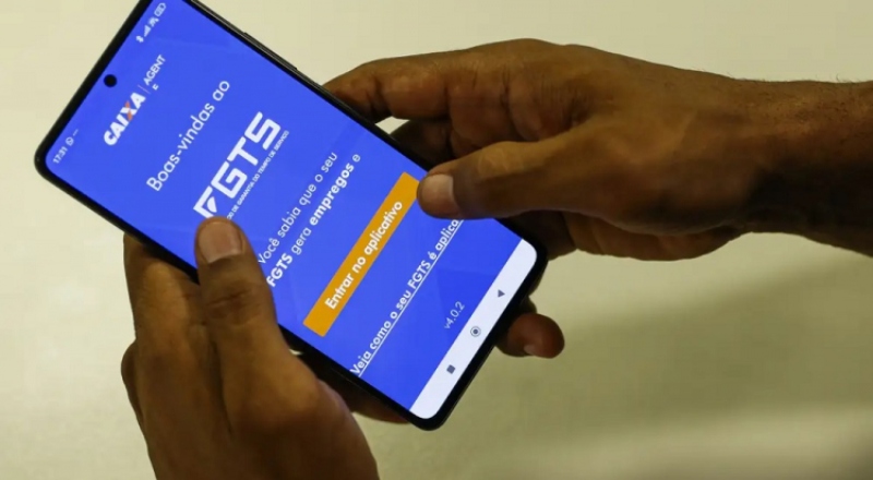 Trabalhadores podem receber R$ 7 bilhões do FGTS em nova medida; entenda