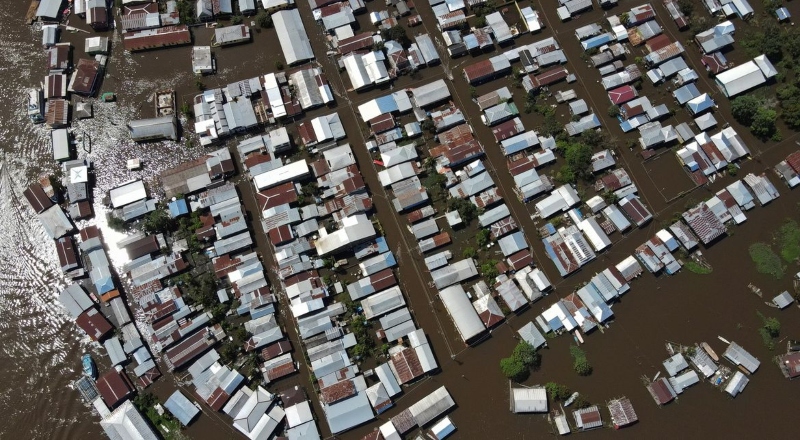 Amazonas tem 12 municípios em emergência por cheia e mais de 100 mil pessoas afetadas
