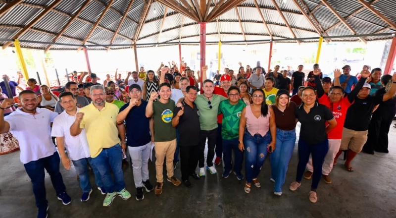 David Almeida cumpre agenda em Novo Airão e recebe apoio de lideranças locais