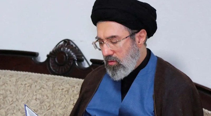Khamenei reforça que Estreito de Ormuz terá novas regras para passagem