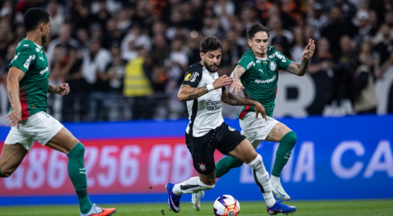 Corinthians encara Palmeiras neste domingo (12) pelo Brasileirão em clássico decisivo
