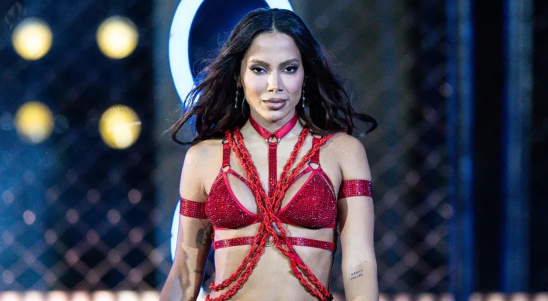 ‘Achei que eu arrasei’, se gaba Anitta sobre performance no Saturday Night Live