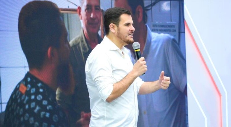 Prefeito Renato Junior destaca gestão com valorização de servidores e foco em mobilidade em Manaus