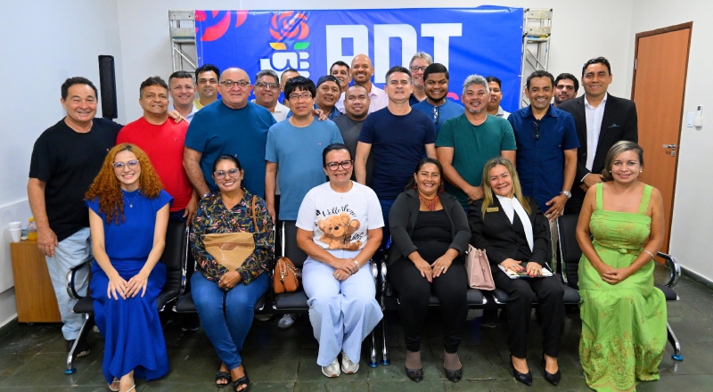 David Almeida reúne nominata do PDT e amplia base para disputa estadual no Amazonas