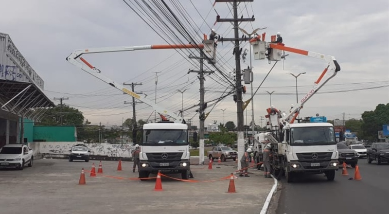 Moradores de cinco bairros de Manaus vão ficar sem luz nesta quinta (16); confira