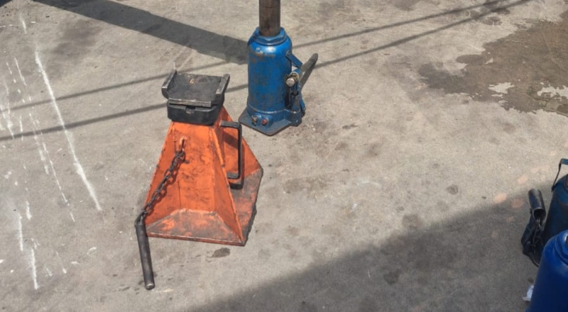 Mecânico morre esmagado enquanto realizava serviço em ônibus, no Tarumã; veja vídeo