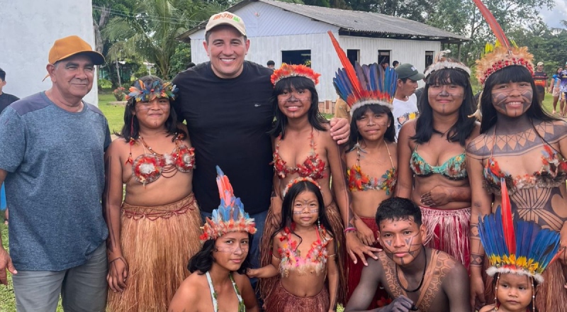 Simão Peixoto intensifica agenda com povos indígenas e fortalece bases em Presidente Figueiredo
