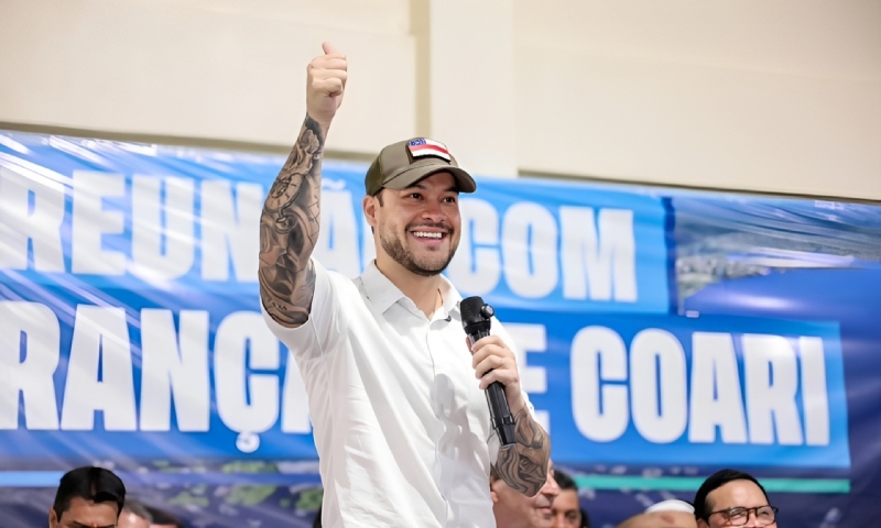 Adail Filho oficializa pré-candidatura e reafirma compromisso com o Amazonas