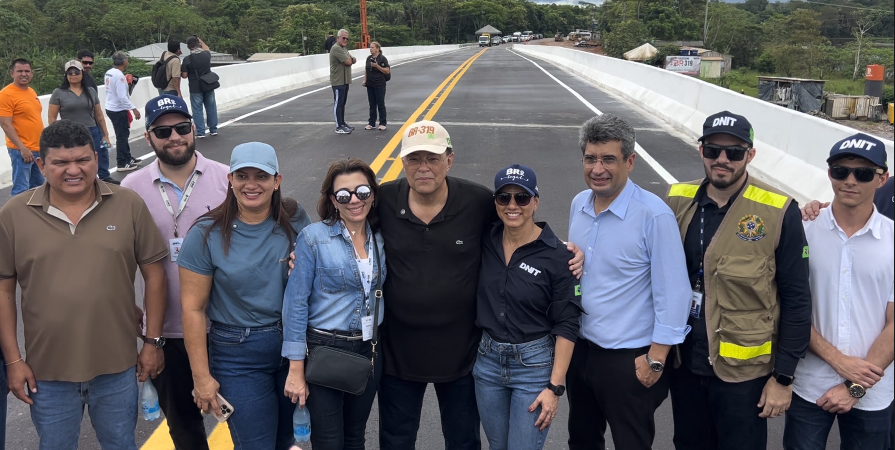 Ponte do Autaz Mirim deve ser liberada na segunda (27) após teste de carga, diz Braga