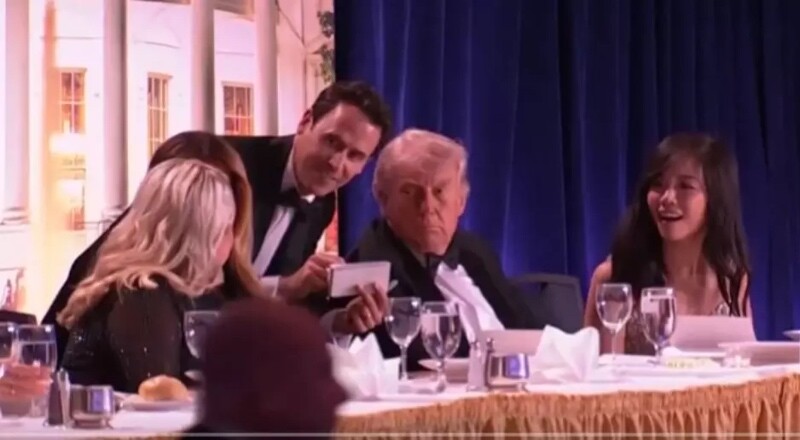 Urgente: Donald Trump é retirado às pressas de jantar nos EUA após disparos; veja vídeo